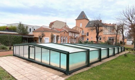 Achat d'une Propriété années 1900 avec parc et piscine en centre-ville de ROANNE